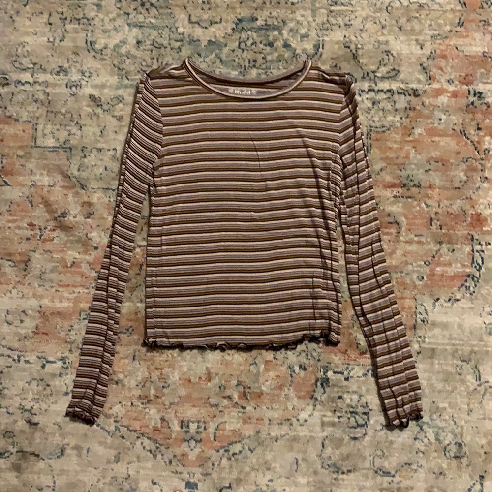 Stripped long sleeve shirt